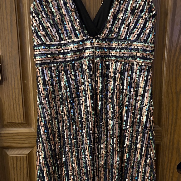 Lulu's Unforgettable Sequin Midi Dress - Picture 9 of 10